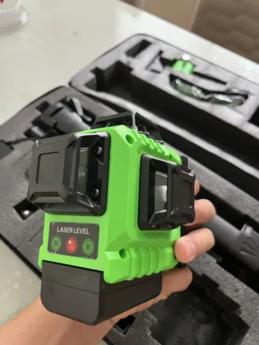 Nível a laser 16 Linhas na Maleta Tripé Com acessórios LACRADO promoção entrego novo