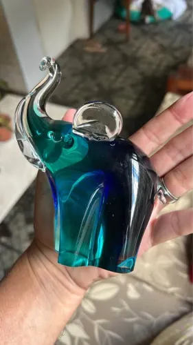 Elefante de Vincenzo Nason em vidro de Murano submerso azul e verde, década de 1980