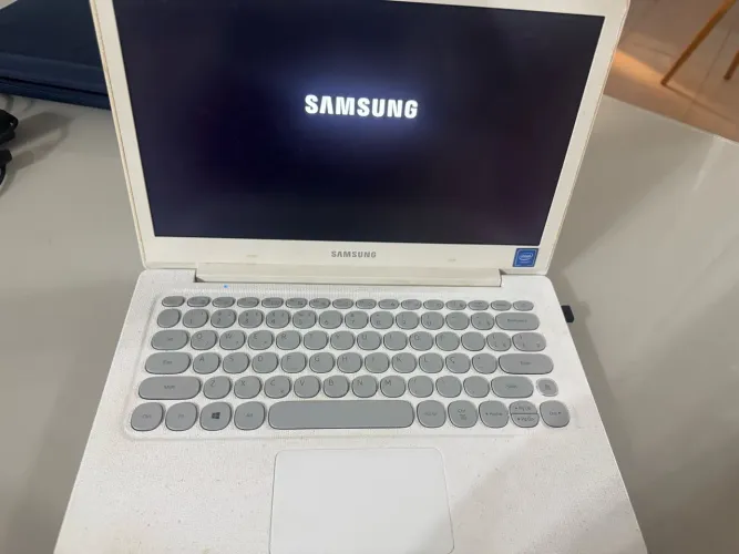 NOTEBOOK SAMSUNG FLASH F30
