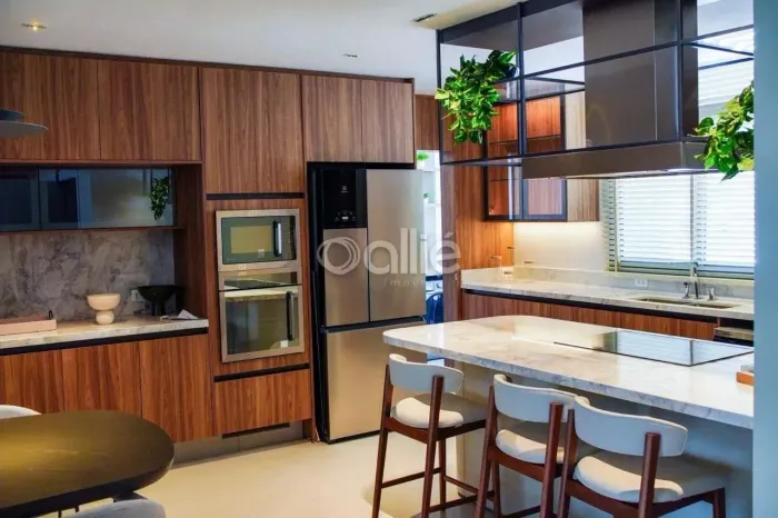 Apartamento com 3 quartos, 3 suites no Hugo Lange