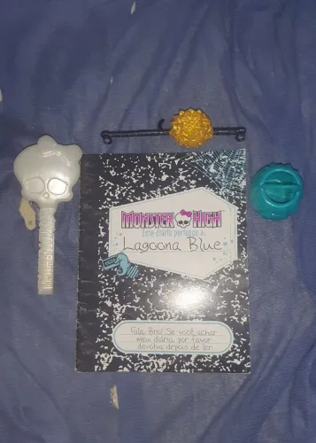 Boneca Monster High lote acessórios