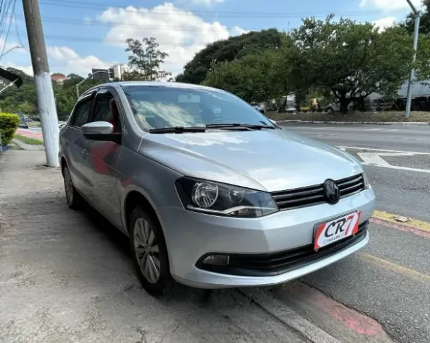 Volkswagen Voyage Comf/highli. 1.6 MI T.flex 8V 4P 2015