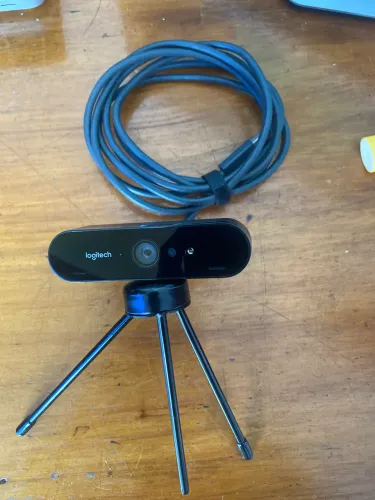 Webcam Ultra Hd 4k Pro Com Microfone Embutido Brio Logitech Cor Preto