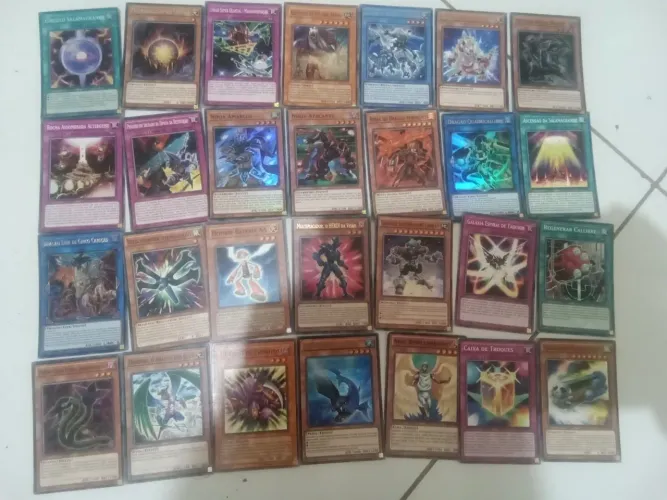 Cartas de yugioh , pokemon , magic , dragon ball e digimon avulsas , somente troca
