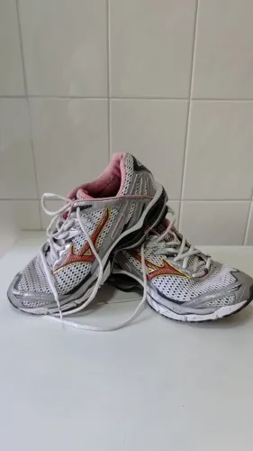 Tenis Mizuno creation 