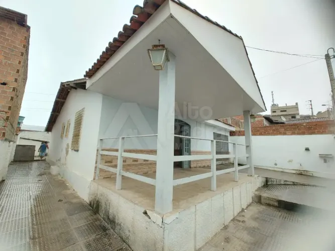 CASA P/ ALUGUEL DE 12 MESES EM GRAVATÁ- PE