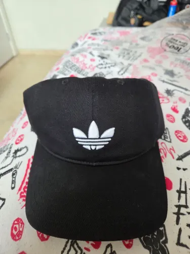 Boné adidas originals preto(novo)