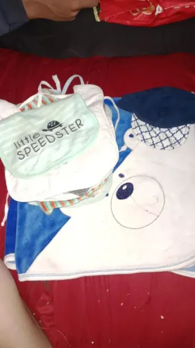 roupas de bebe menino  (P, M) 88 peças 
