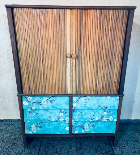 Armário Rústico Chic Upcycling Madeira E Estampa Cerejeira