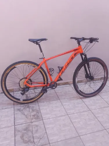 Bicicleta Aro 29 quadro 21