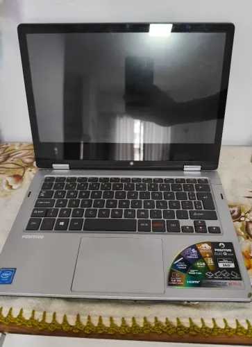 Notebook Positivo 2 em 1 Duo Q432A com Defeito na Tela