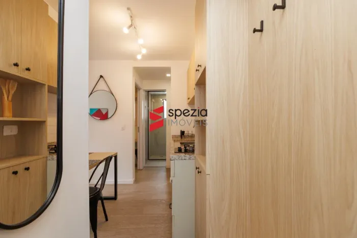 Apartamento mobiliado para aluguel no Centro