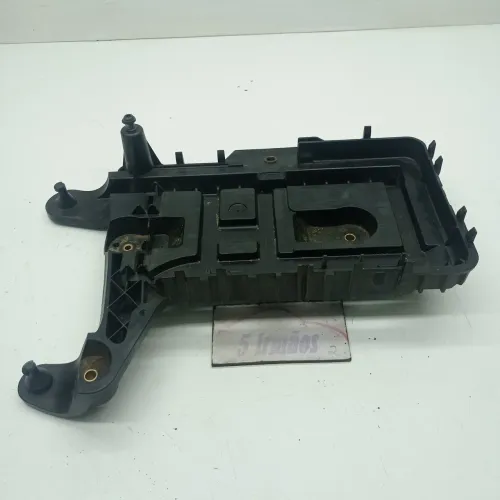 Suporte Bateria Audi A3 Sportback 2.0 2010 Nº1k0915333h