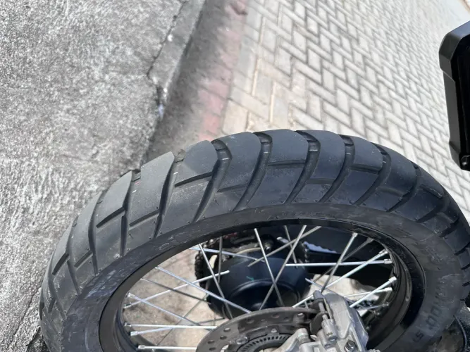 Sahara XRE 300 