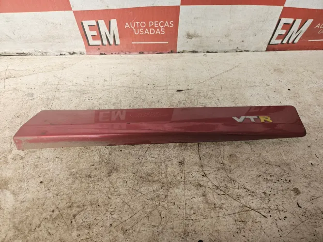 Friso da carroceria esquerdo citroen C4 vtr