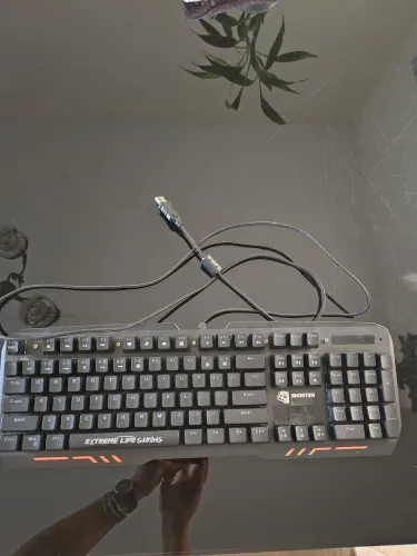 Teclado gamer mecânico elg