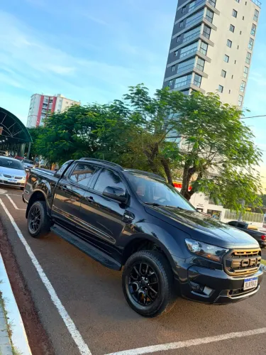 Ford Ranger Black 2.2 4X2 CD Diesel AUT 2022