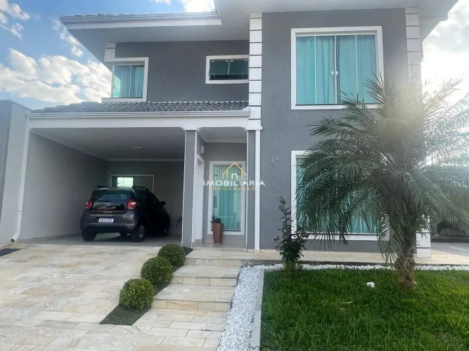 Sobrado com 4 dormitórios à venda, 260 m² por R$ 3.500.000,00 - Xaxim - Curitiba/PR