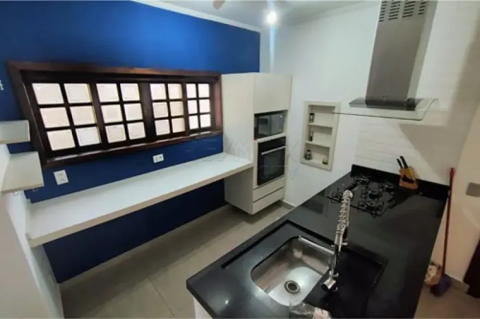 Casa no Cond. Vila Verde para Locação com 5 quartos, Cotia sp