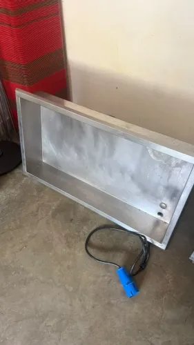 Pista quente de embutir para restaurante