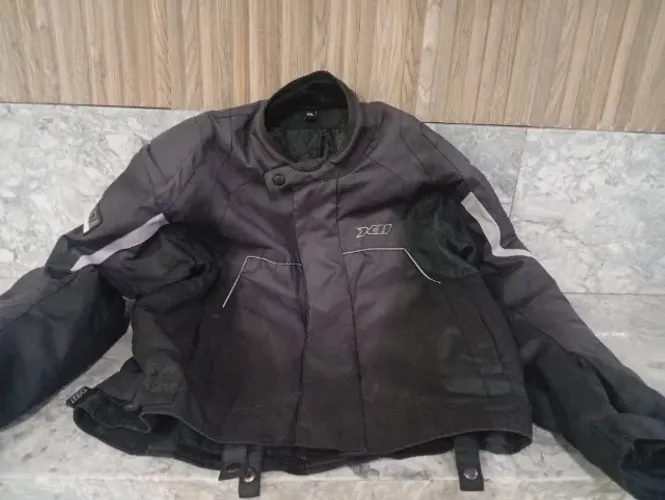 Jaqueta motoqueiro. Marca X11. Tam. 2XL