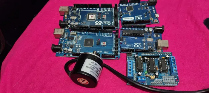 Kit Arduino projeto em codein