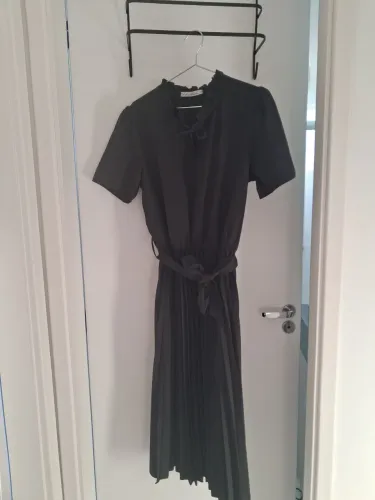 Vestido Luxo Saia Plissada Preto G