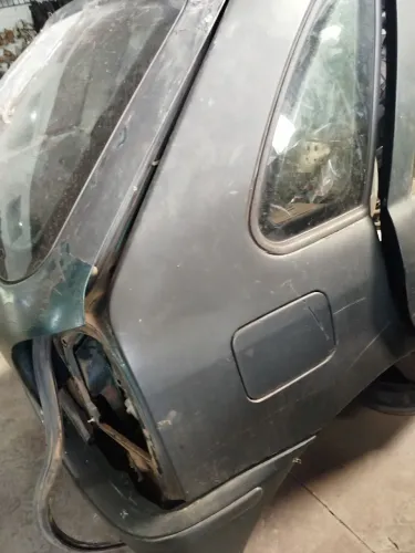 Lateral traseira direita Gol G3 