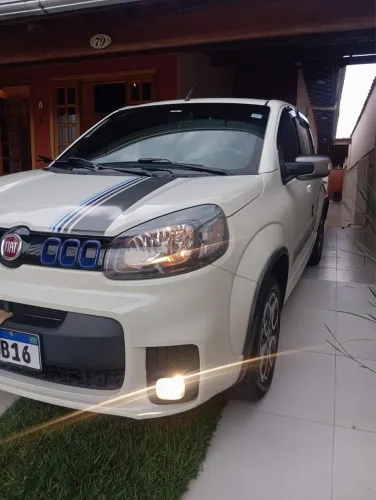 Fiat Uno Sport. Dual. 1.4 B.edit. Flex 8V 5P 2016