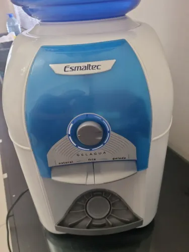 Bebedouro Esmaltec de mesa para galão
