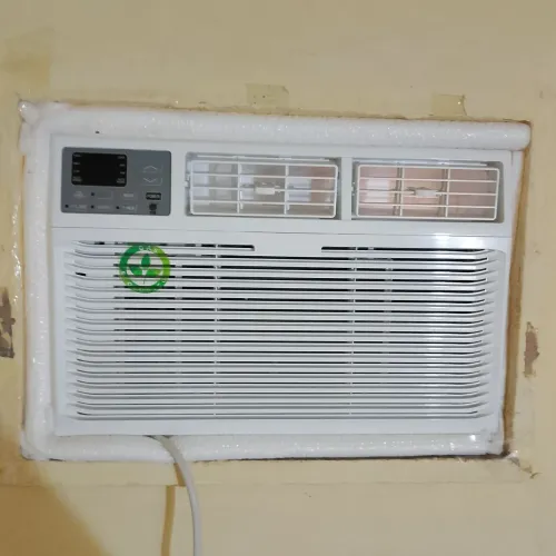 Ar-condicionado de janela - 10mil BTUS 127V - com controle.