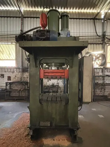 Prensa Hidráulica 350 Ton