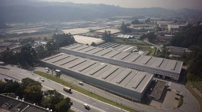 Galpão logístico industrial em Barueri/ SP