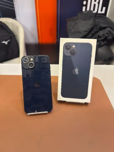 iPhone 13 256gb todo original com caixa !