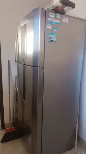 Geladeira Electrolux duplex frost free 460 l, usada