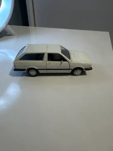 Miniatura Vw  Volkswagen Parati Ls 1983 Diecast 1:40 Ixo