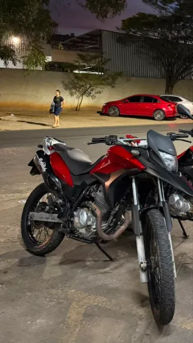 Vende-se XRE 300 2011 Flex