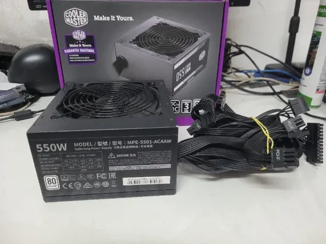 Fonte Coolermaster 550W 80 Plus