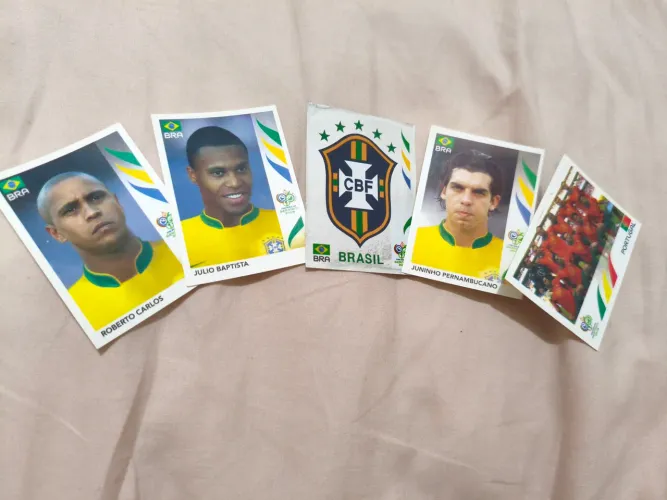 Troco figurinhas do Brasil de 2006 por legend de 2026