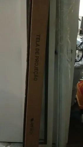 Tela de projetor 