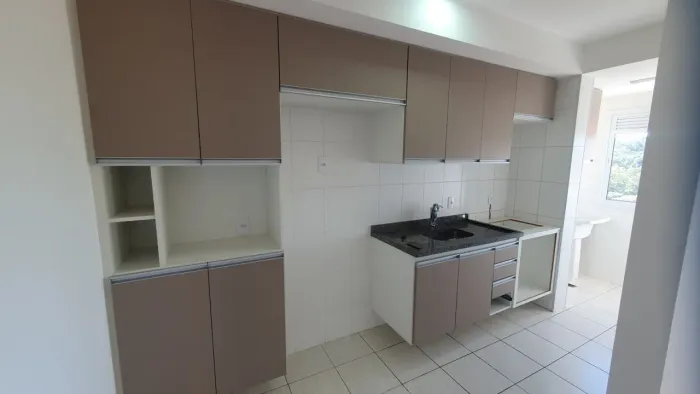 LOCAÇÂO - Apartamento 2 quartos, varanda, 1 vaga coberta | Harmonia castanho Jundiaí
