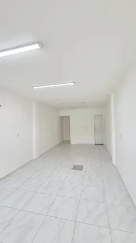 Sala Comercial Próximo ao Cambeba - Excelente Localização!