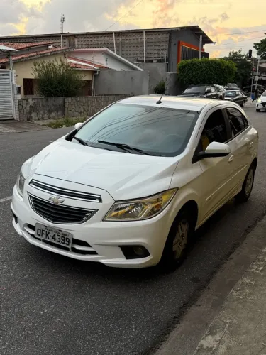 Chevrolet Onix Hatch LT 1.0 8V Flex Power Mec. 4P 2015