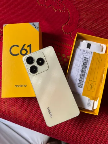 Celular em perfeito estado