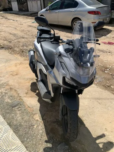 Honda adv 160 25/26