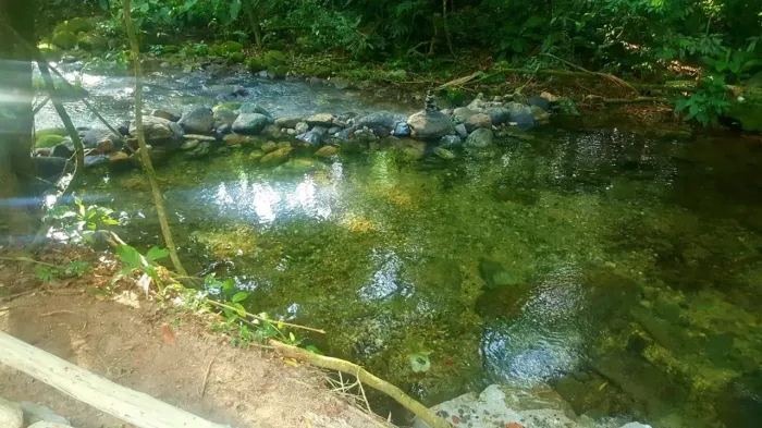 linda casa venda praia de camburi com fundo pro rio