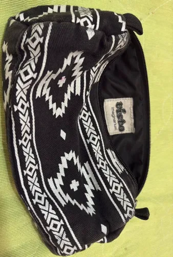 estojo original imaginarium preto e branca estampada