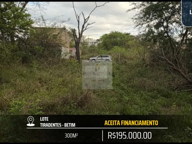 LOTE PLANO NO BAIRRO TIRADENTES - 300M² - PERFEITO PARA QUEM QUER CONSTRUIR SEU LAR