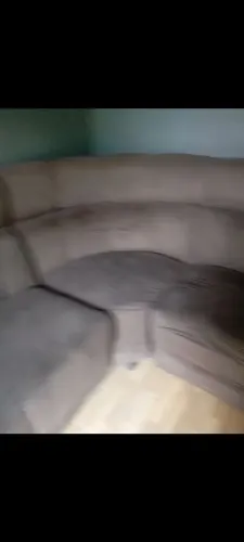 Vende-se sofá 300 reais.