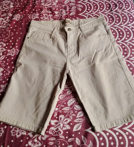 Bermuda Masculina Jeans Bege Tamanho 40